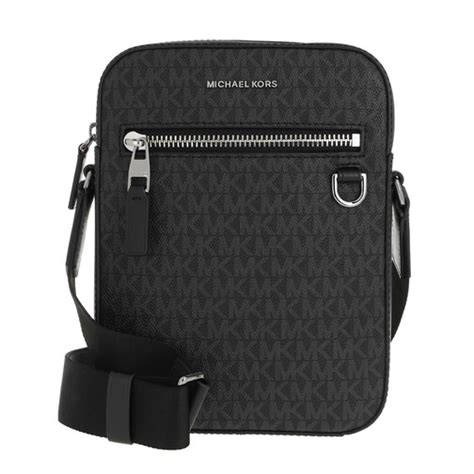 michael kors flight bag crossbody.